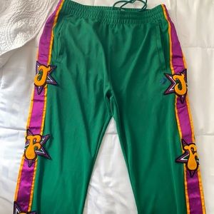 Joe Fresh Goods TrackPant Size M (oversized fit)
